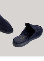Extra Navy Walk In