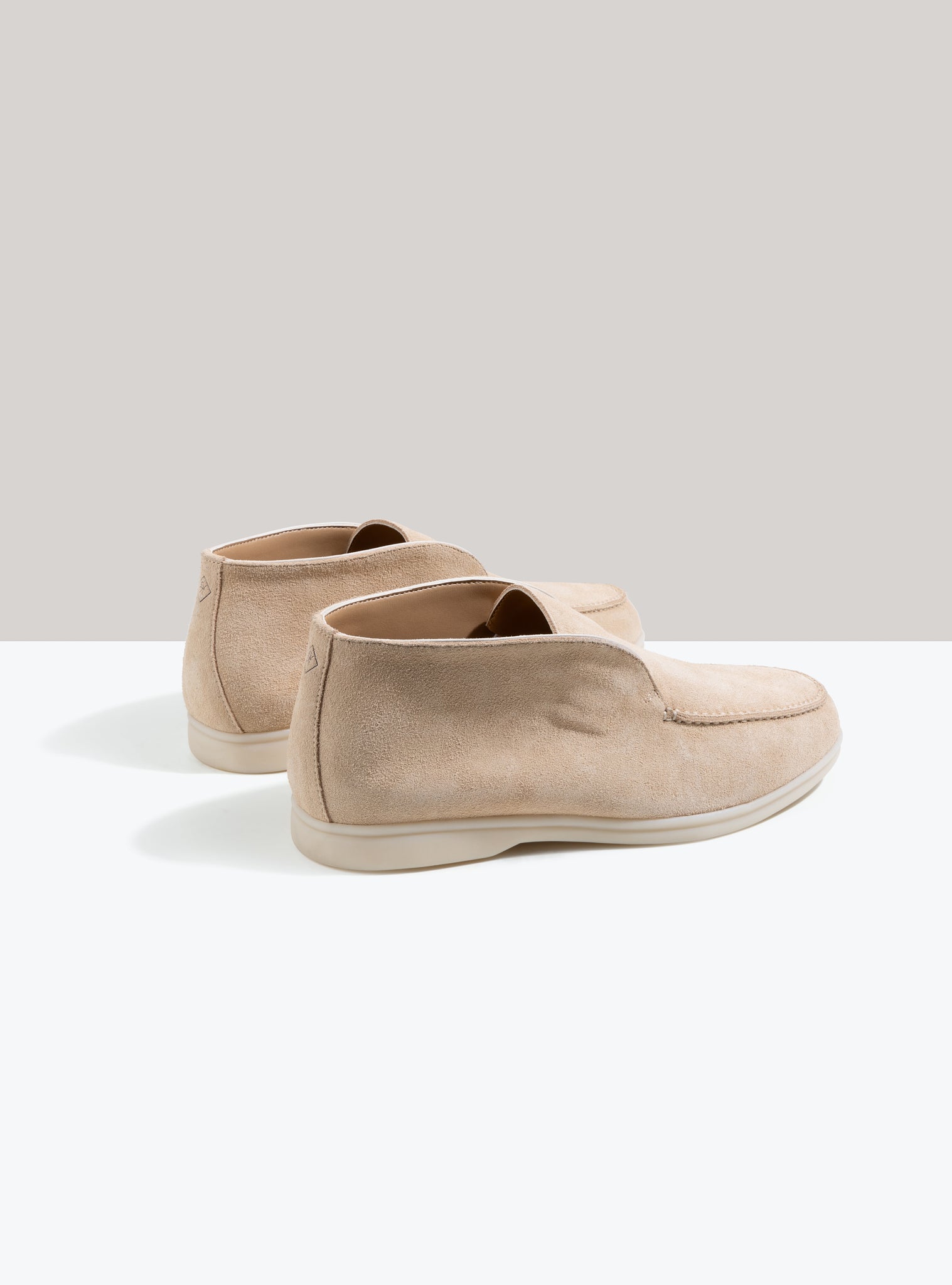 Albijo City Loafers