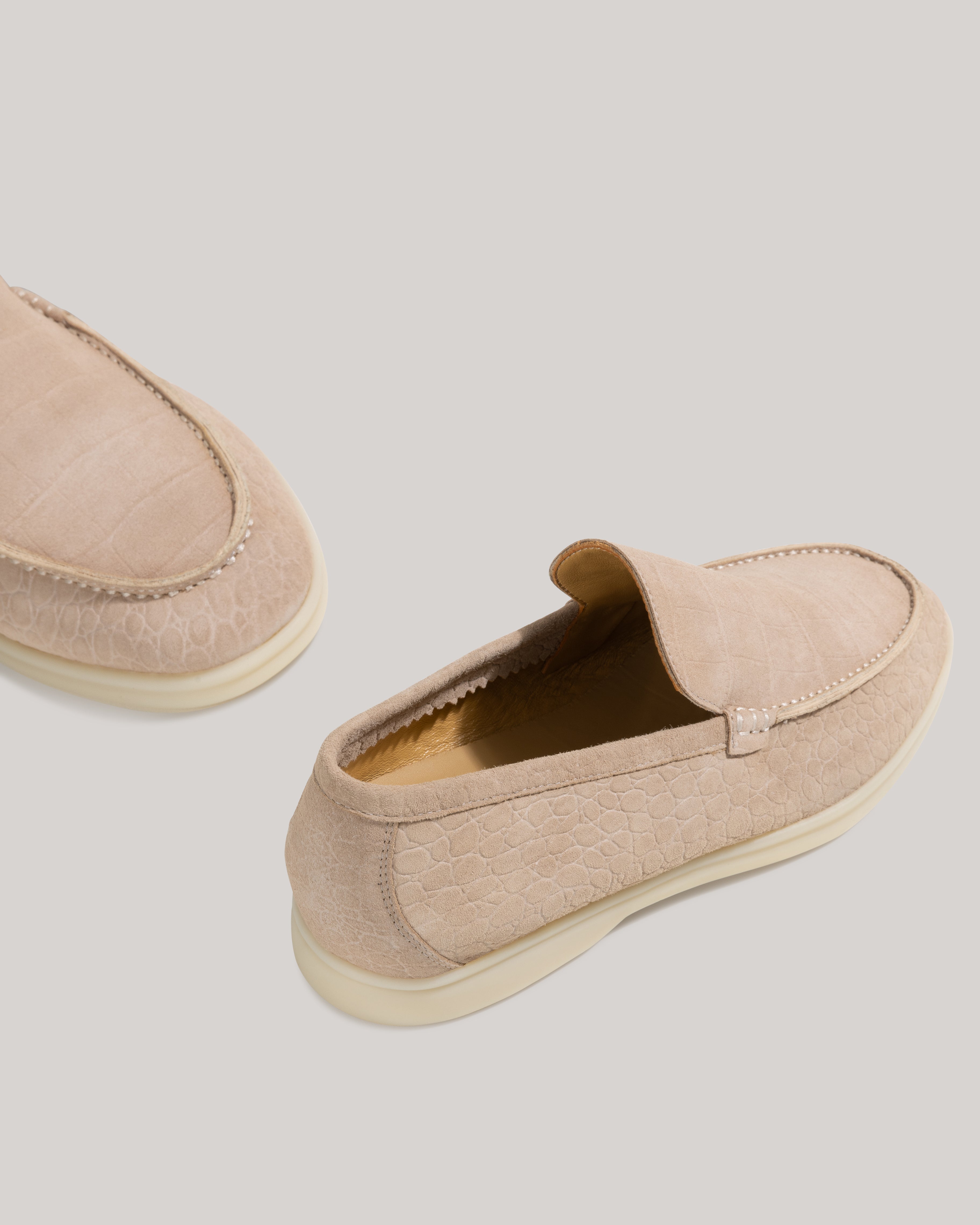 Albijo Croc-embossed Yacht Loafers